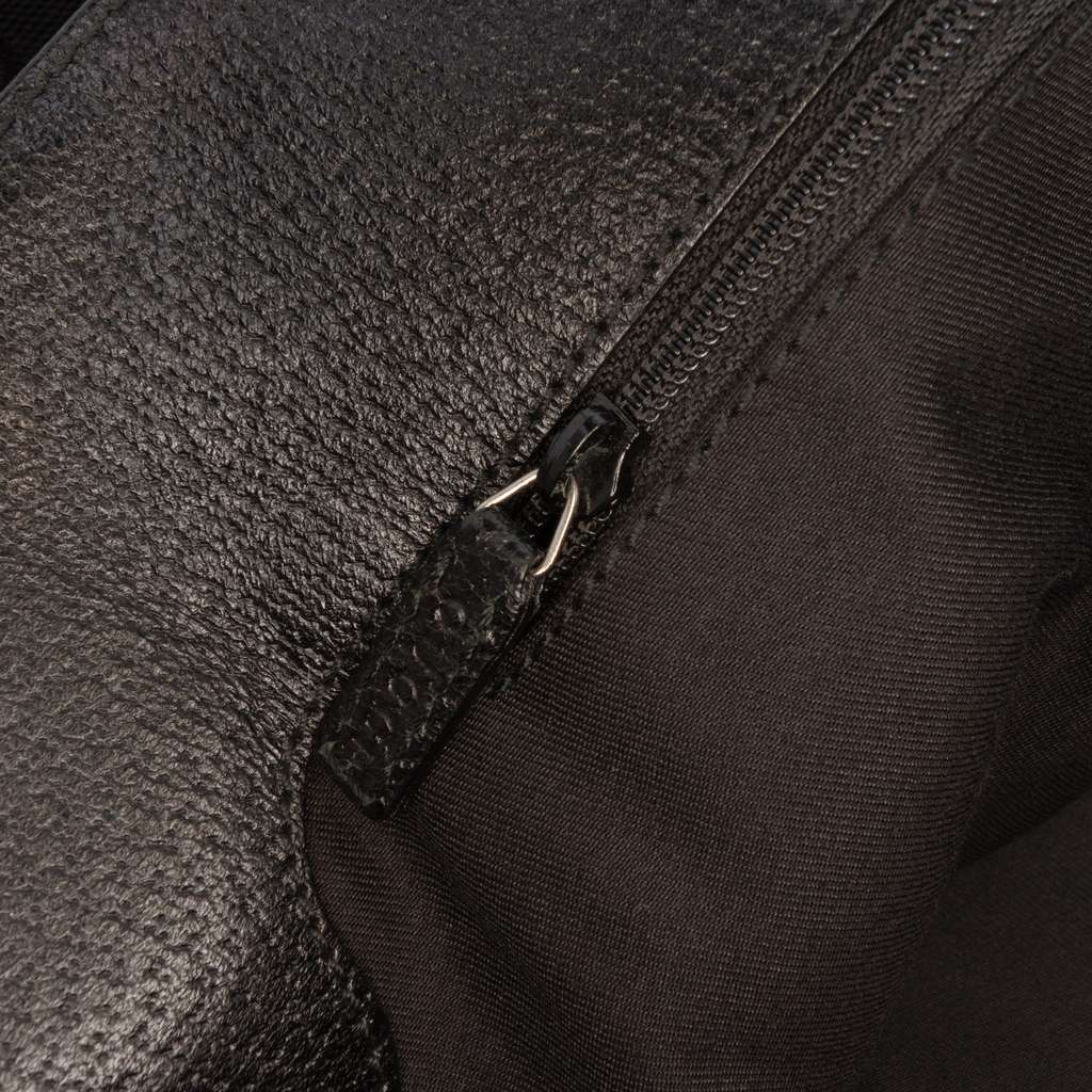 Gucci GG Canvas Eclipse Shoulder Bag - Detail 1