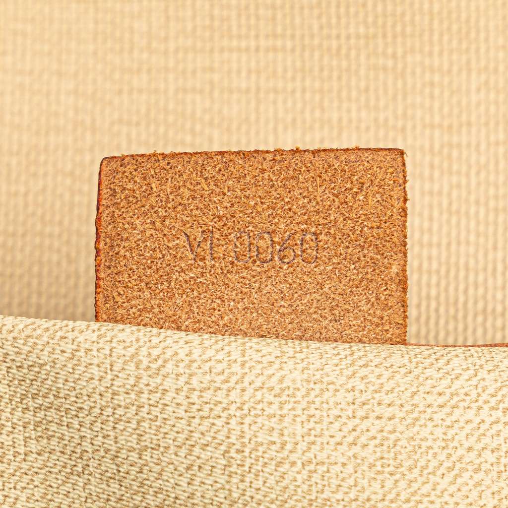 Louis Vuitton Monogram Excursion - Detail 1