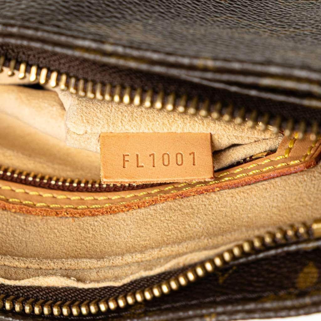 Louis Vuitton Monogram Looping MM - Detail 1