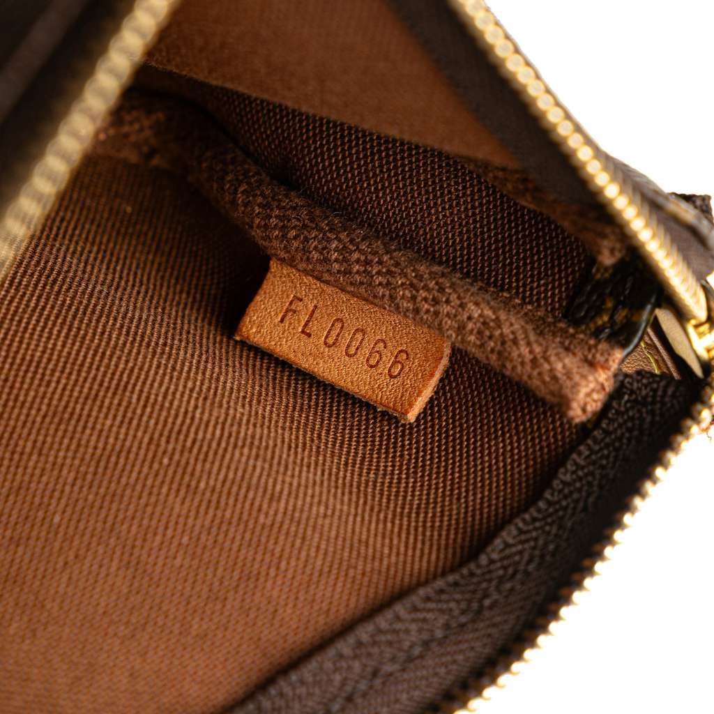 Louis Vuitton Monogram Mini Pochette Accessoires - Detail 1