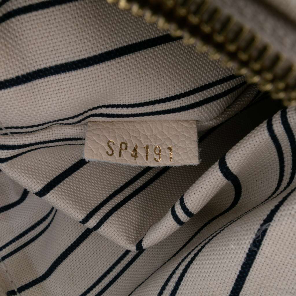 Louis Vuitton Monogram Empreinte Lumineuse PM - Detail 1