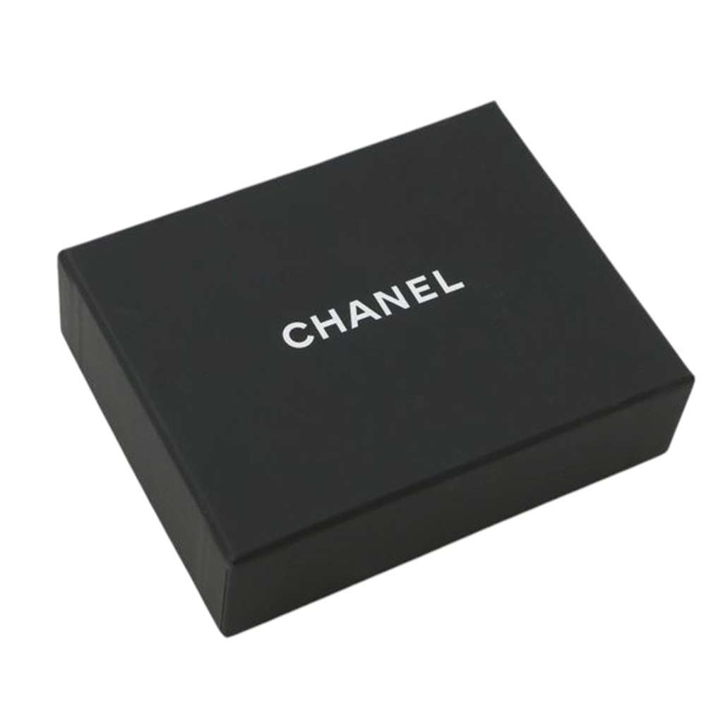 Chanel Gold Plated Faux Pearl CC Rhinestone Pendant Necklace - Image 11