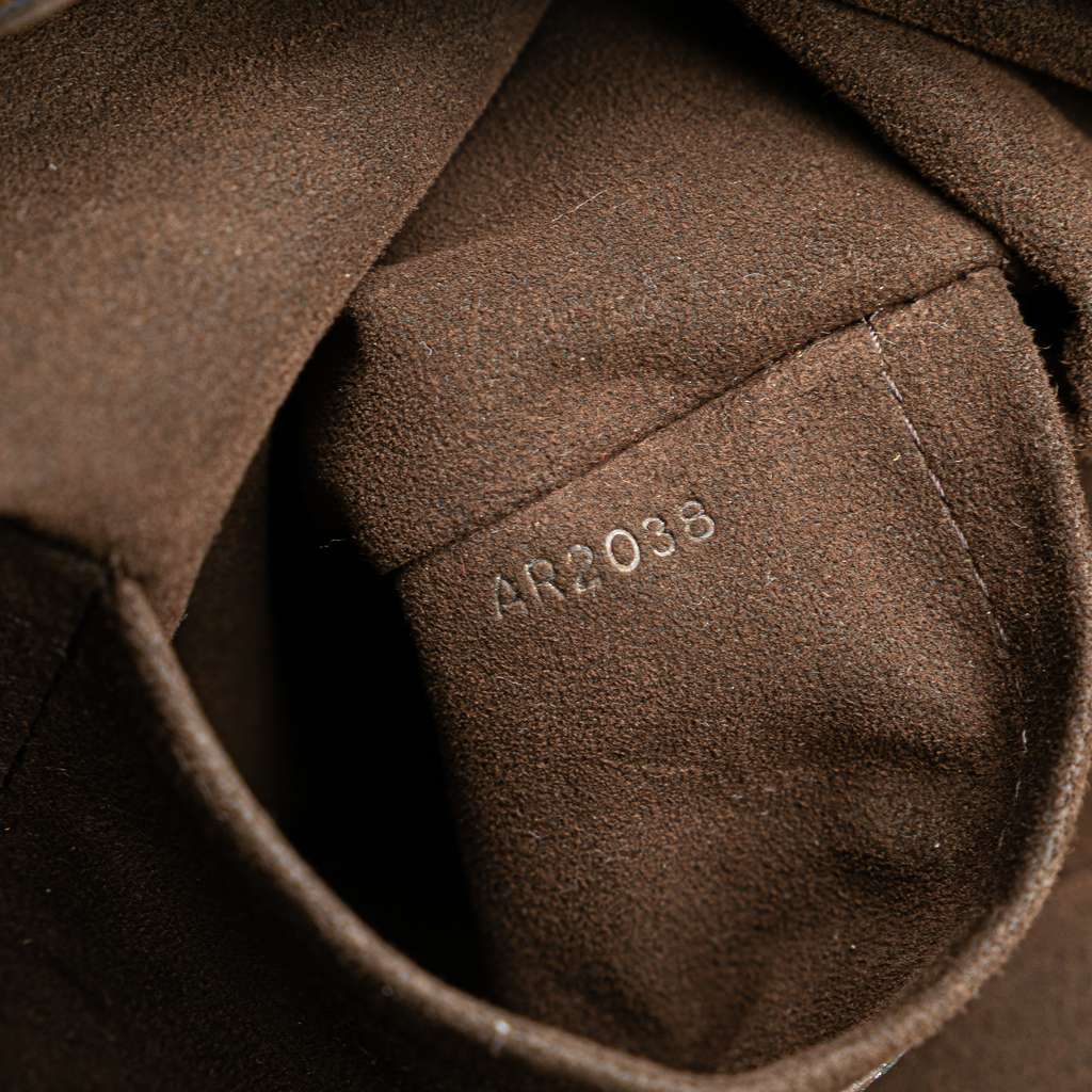 Louis Vuitton Monogram Mahina XS - Detail 1