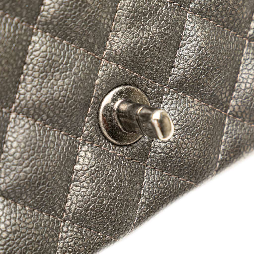 Chanel Mini Rectangular Classic Metallic Caviar Single Flap - Detail 2