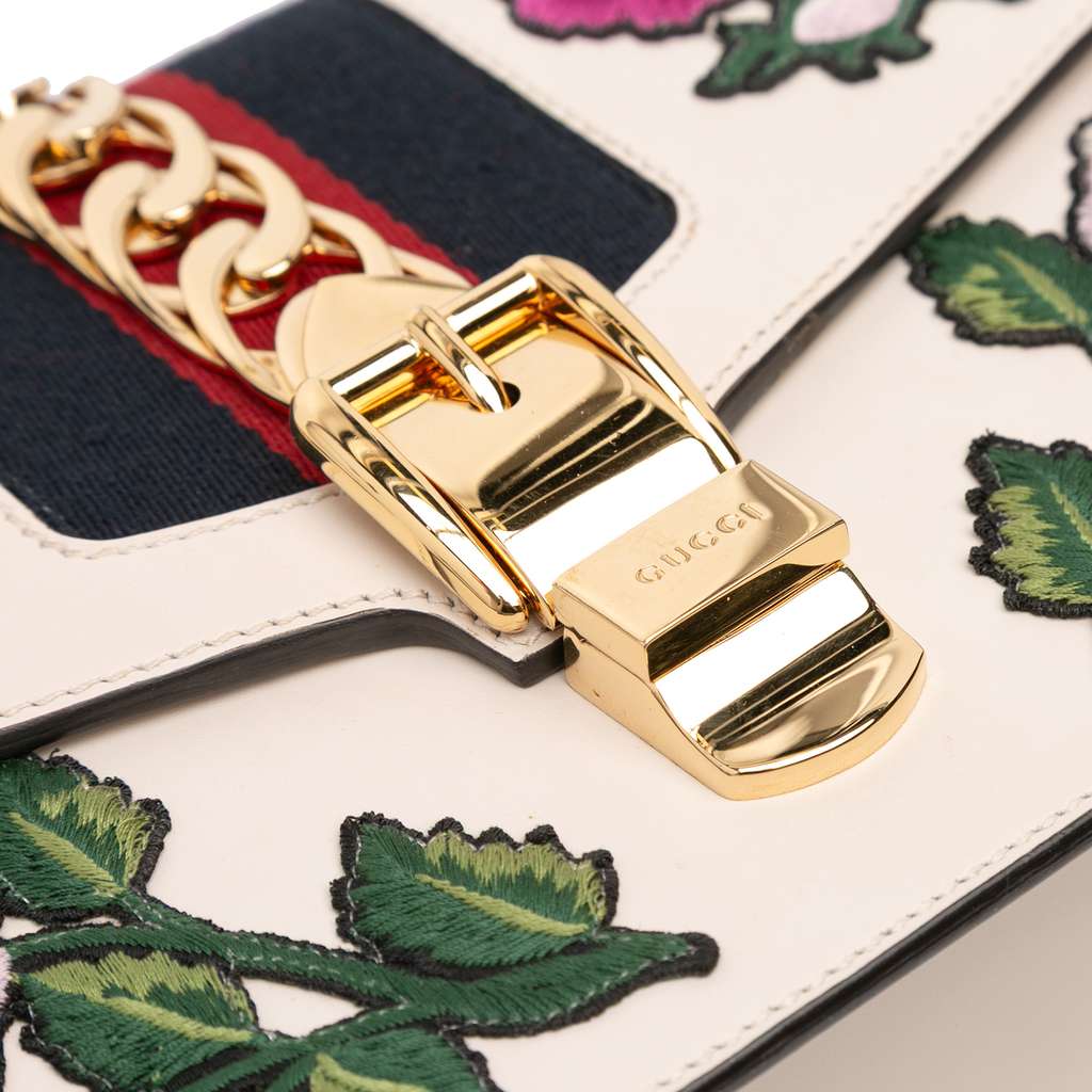 Gucci Small Floral Embroidered Leather Sylvie Satchel - Detail 2