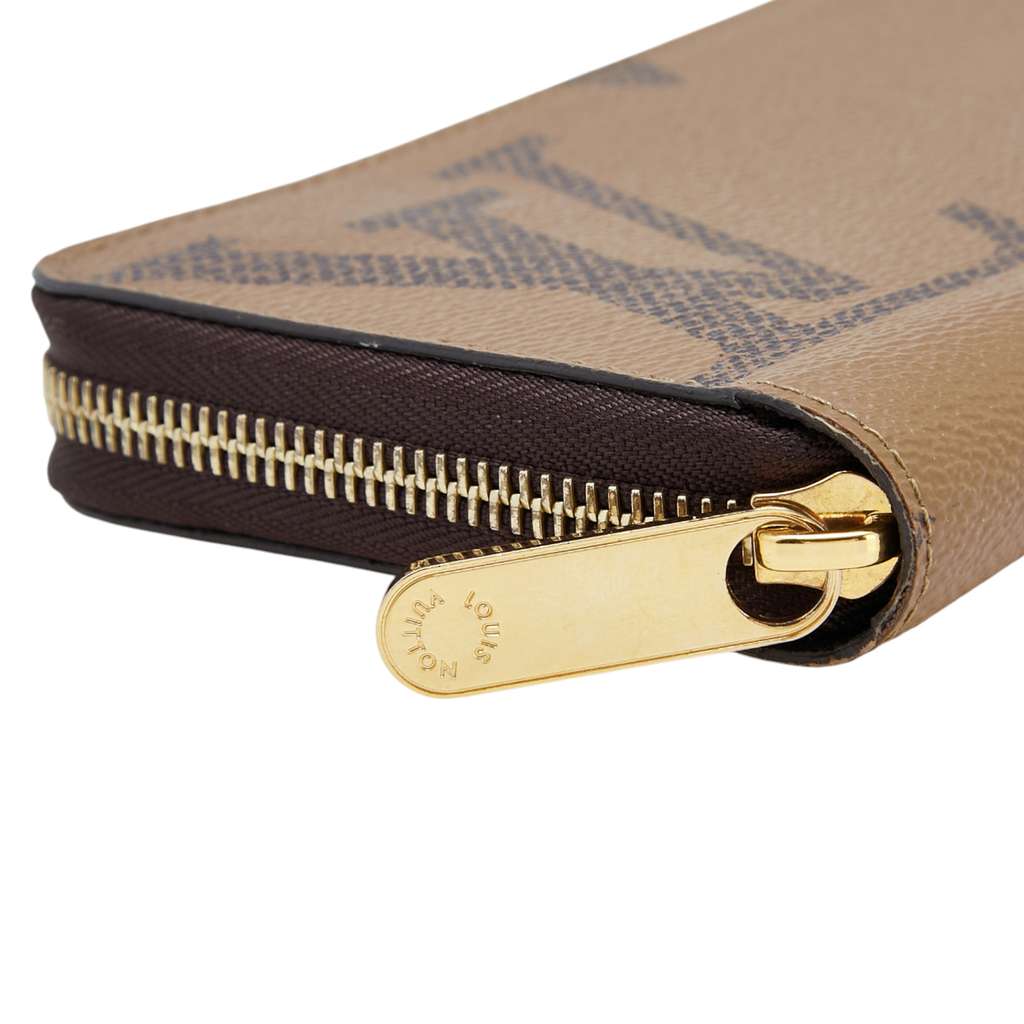 Louis Vuitton Monogram Giant Reverse Zippy Wallet - Image 10