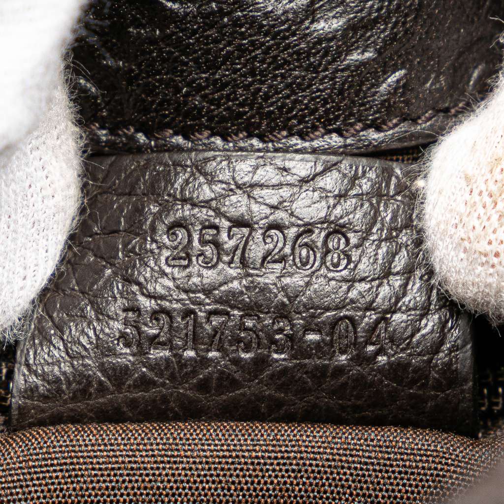 Gucci Guccissima Trimmed Canvas Shoulder Bag - Detail 1