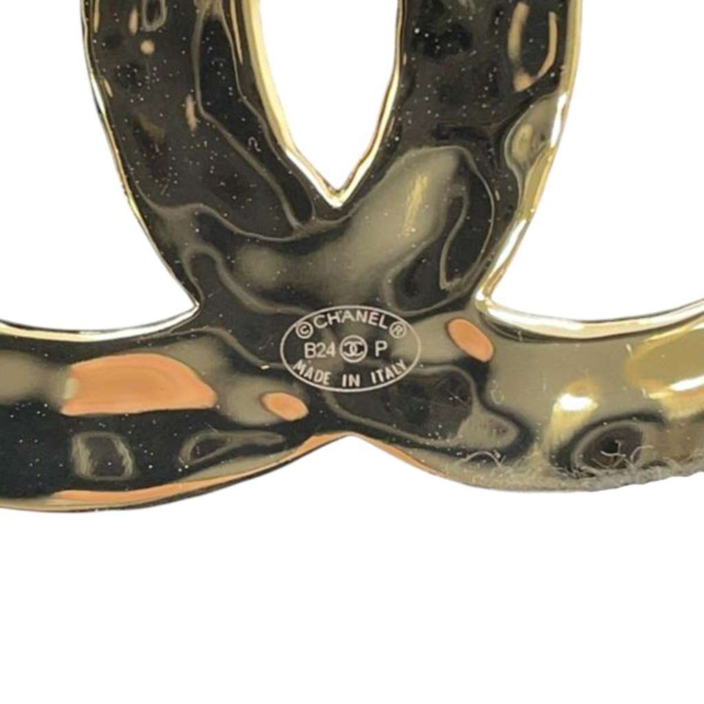 Chanel CC Gold Plated Enamel Brooch - 4