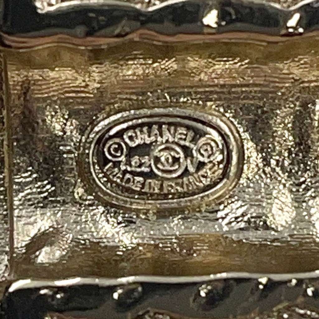 Chanel Gold Plated Resin Crystal Lipstick Brooch - 5