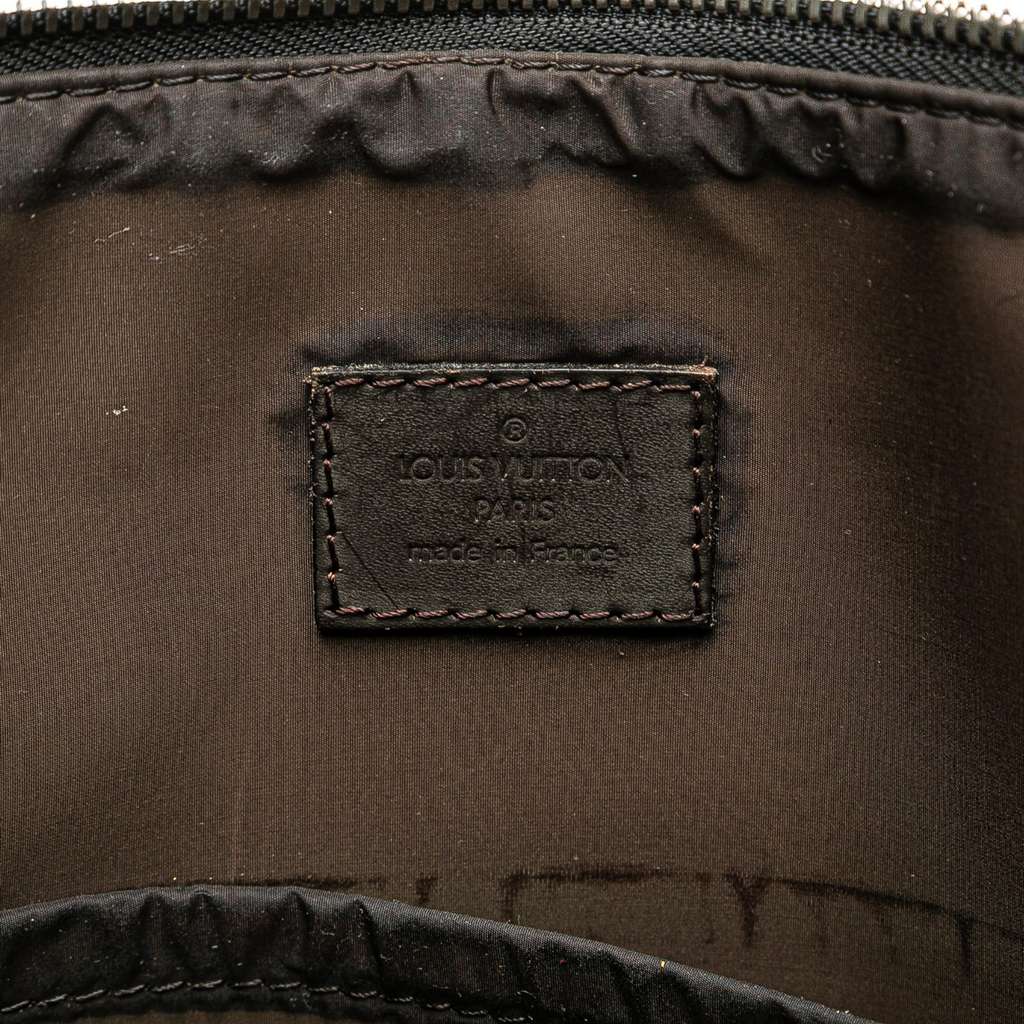 Louis Vuitton Damier Geant Cougar - Side view