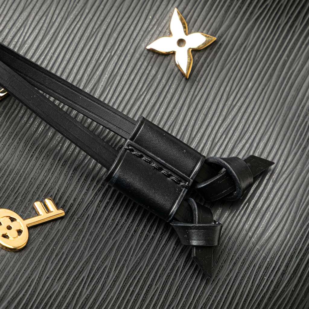 Louis Vuitton Epi Love Lock Neonoe - Image 11