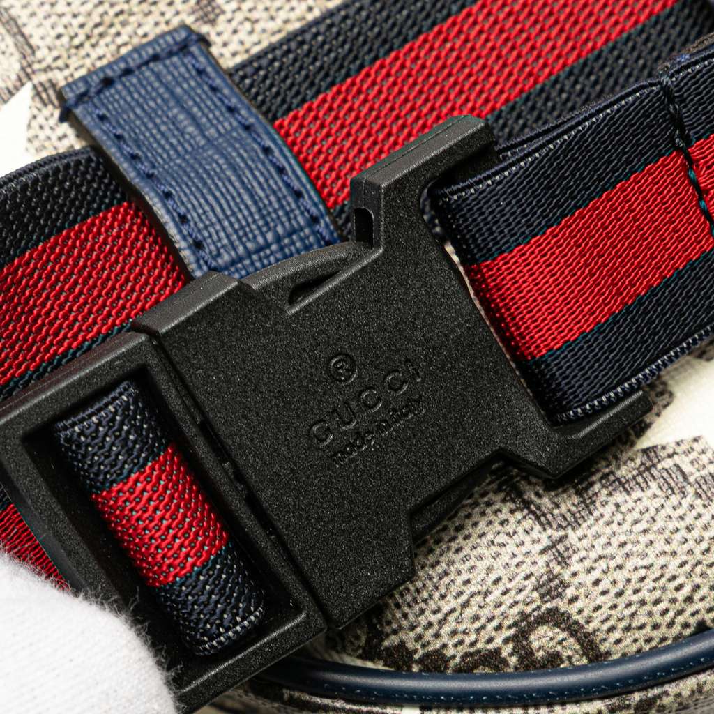 Gucci GG Supreme Kids Stars Belt Bag - Image 10