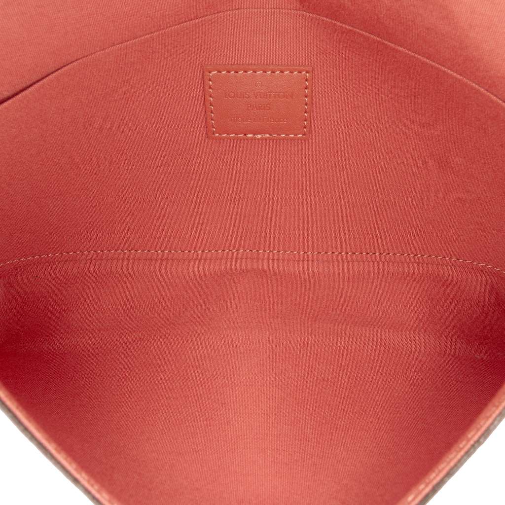 Louis Vuitton Monogram Vernis Pochette Felicie Valentine Dog - 4