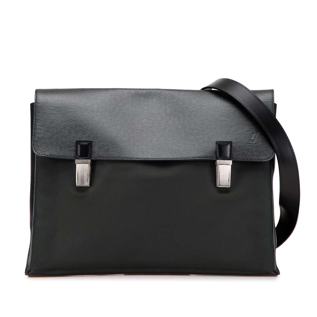 Louis Vuitton Taiga Saratov GM