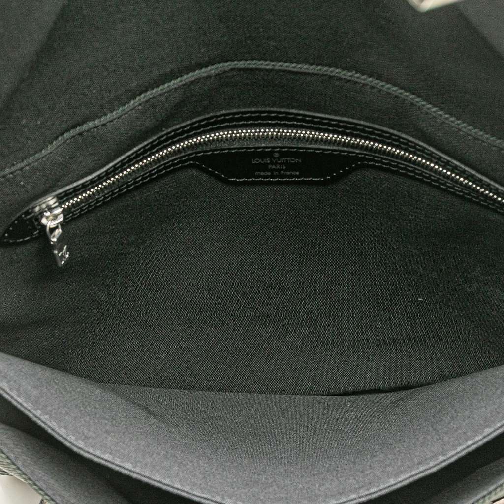 Louis Vuitton Taiga Saratov GM - 4