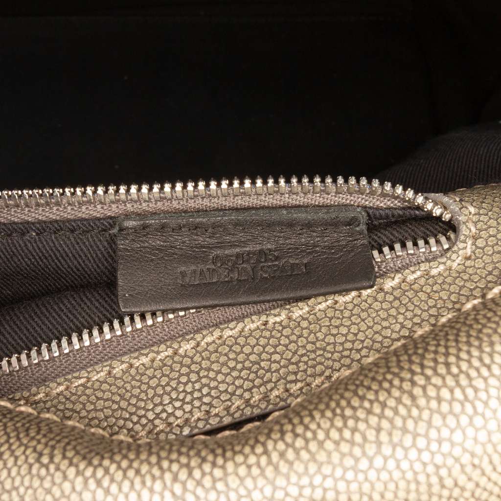 Loewe Grained Calfskin Amazona 36 - 5