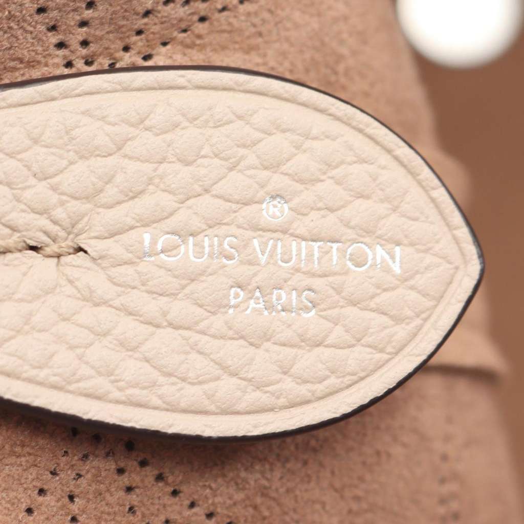 Louis Vuitton Monogram Mahina Blossom PM - 4