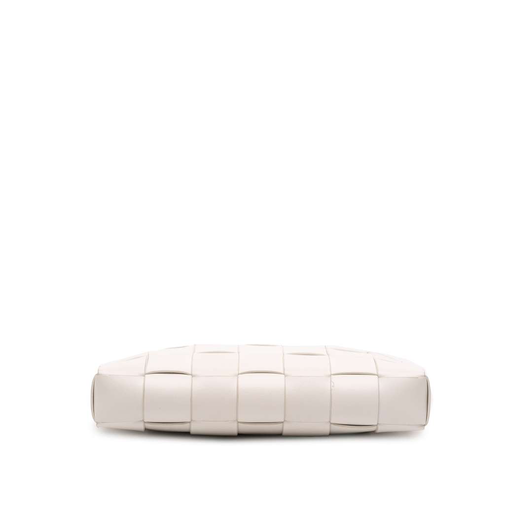Bottega Veneta Lambskin Maxi Intrecciato The Snap Clutch - Image 6