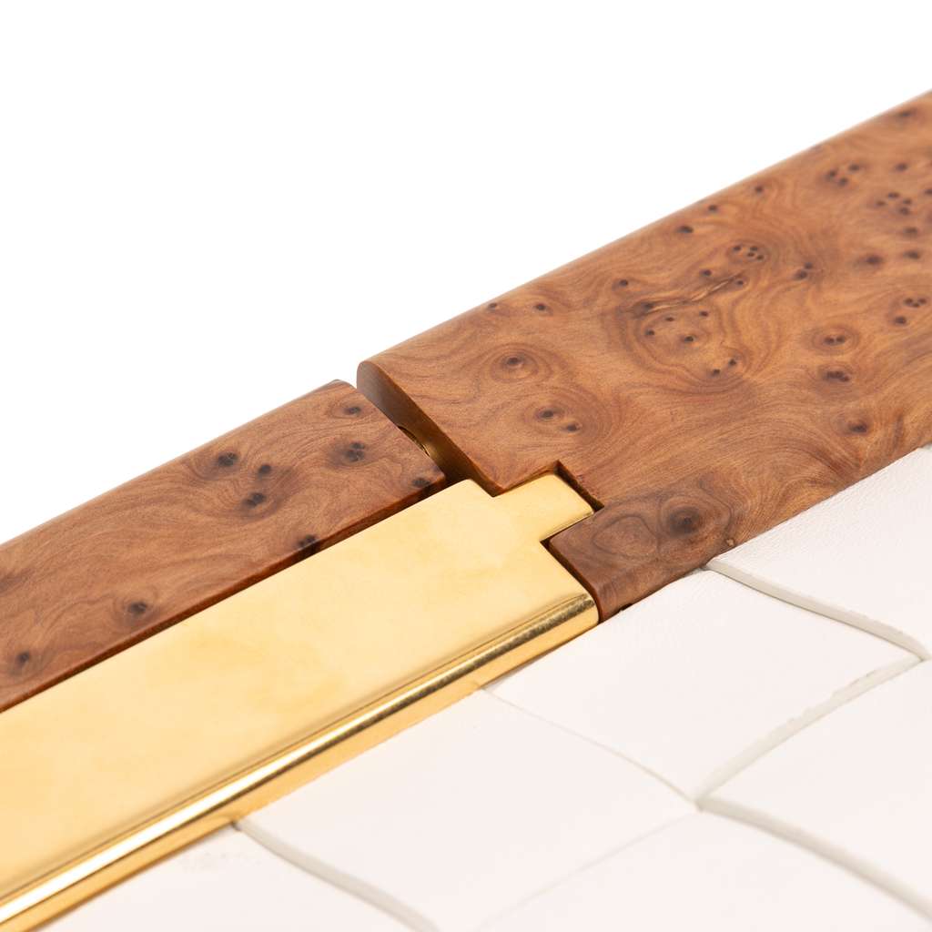 Bottega Veneta Lambskin Maxi Intrecciato The Snap Clutch - Detail 1