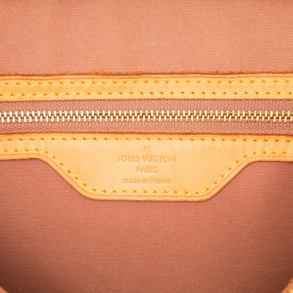 Louis Vuitton Monogram Vernis Brea MM - Side view