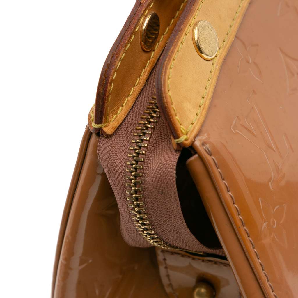 Louis Vuitton Monogram Vernis Brea MM - Image 10