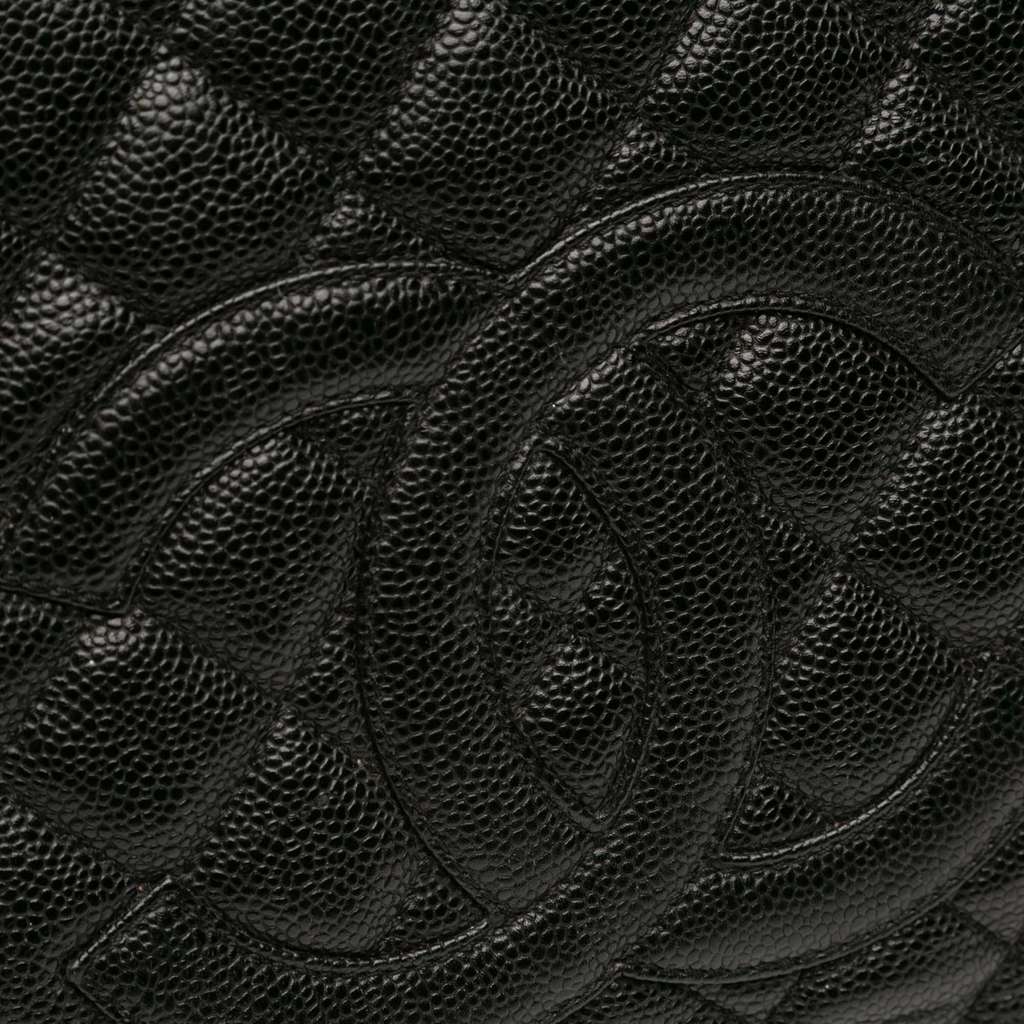 Chanel Caviar Grand Shopping Tote - Detail 1
