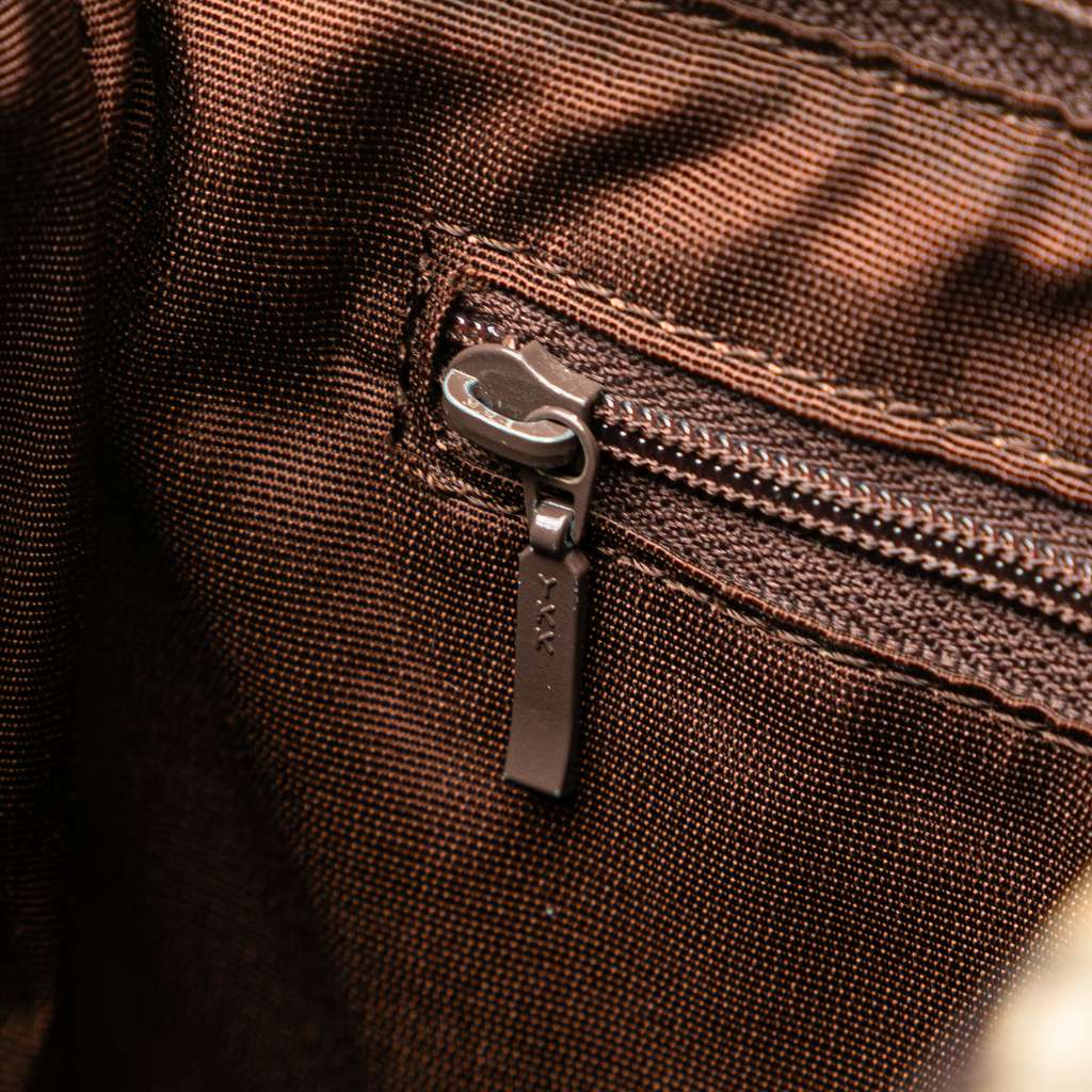 Burberry Haymarket Check Canvas Handbag - Detail 1
