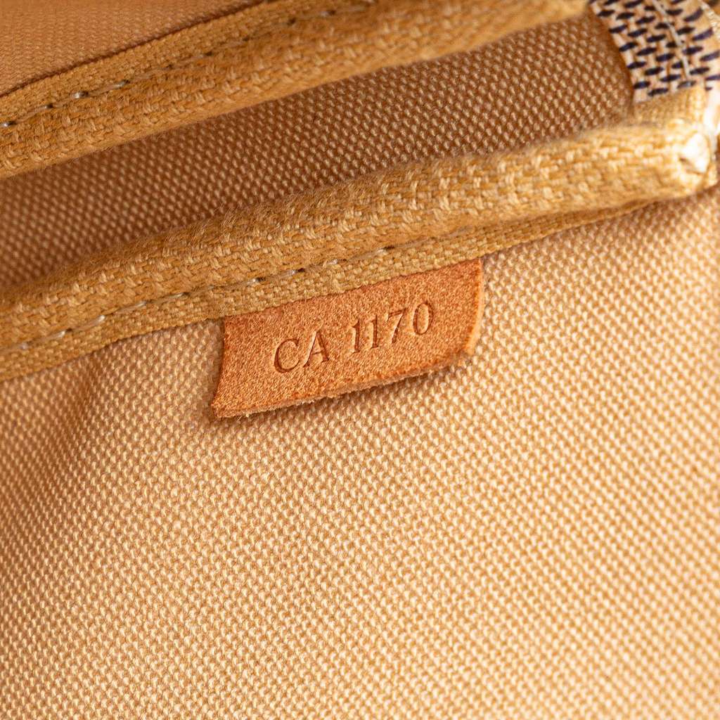 Louis Vuitton Damier Azur Pochette Accessoires - Detail 1