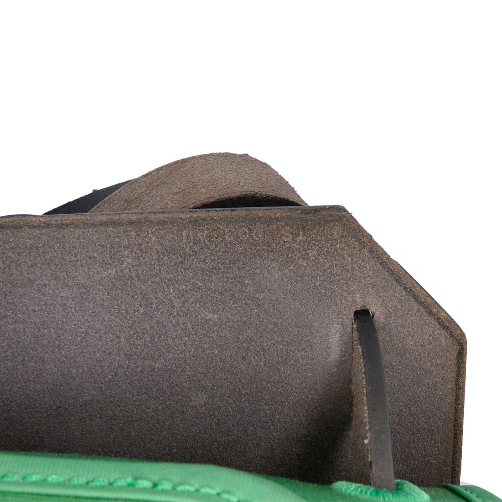 Hermès Toile Herbag Zip 31 - Side view