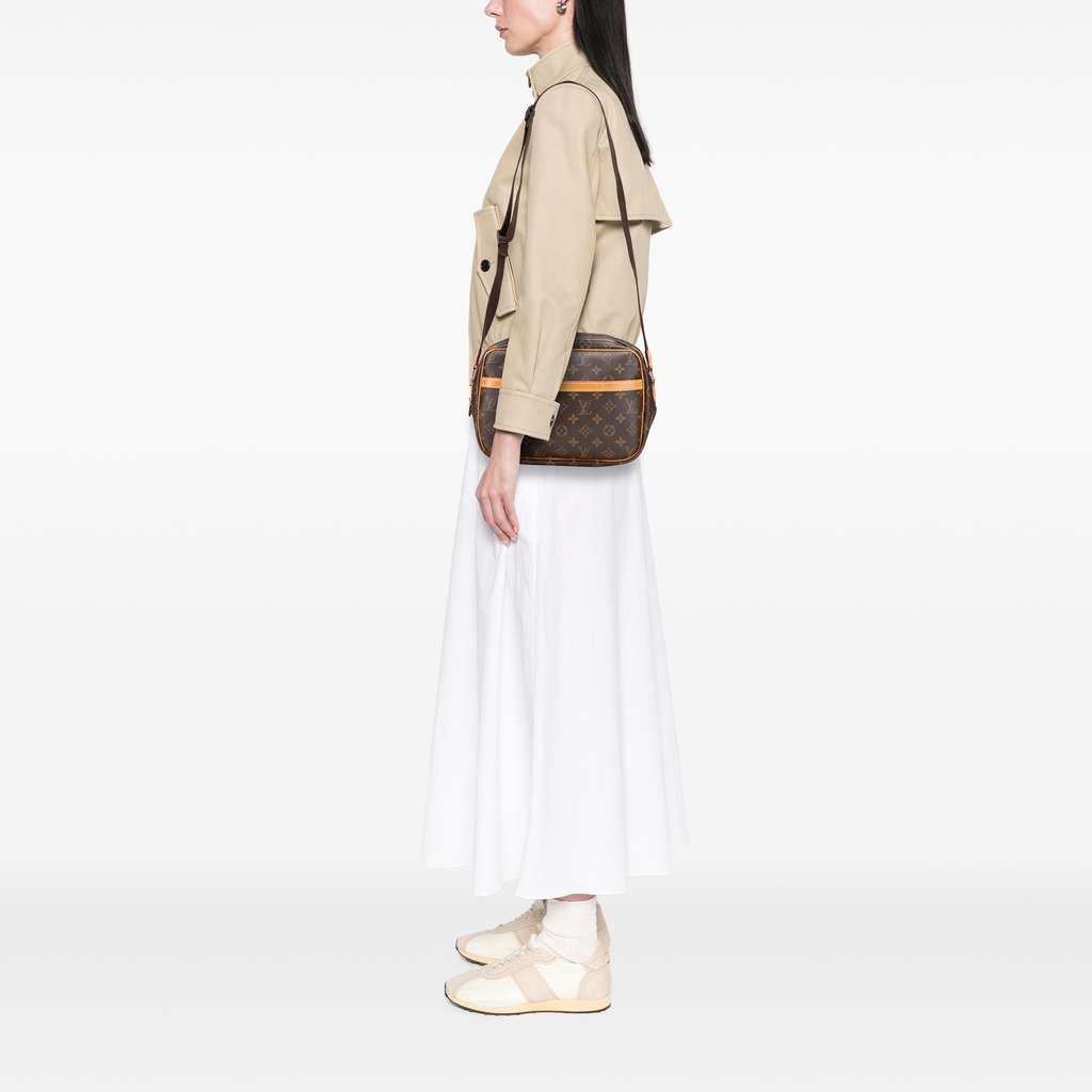 Louis Vuitton Monogram Reporter PM - Image 12