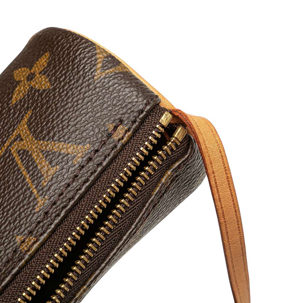 Louis Vuitton Monogram Papillon Pochette - Detail 2