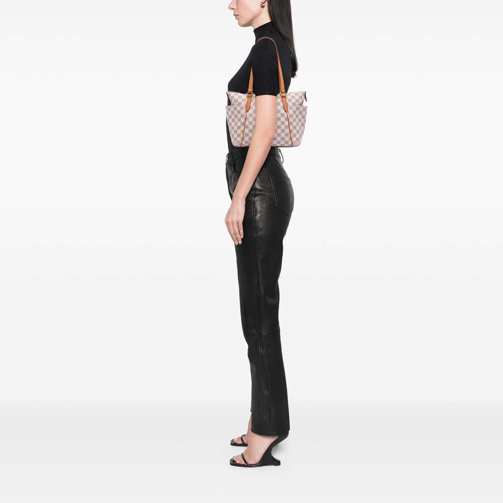 Louis Vuitton Damier Azur Totally PM - Image 13