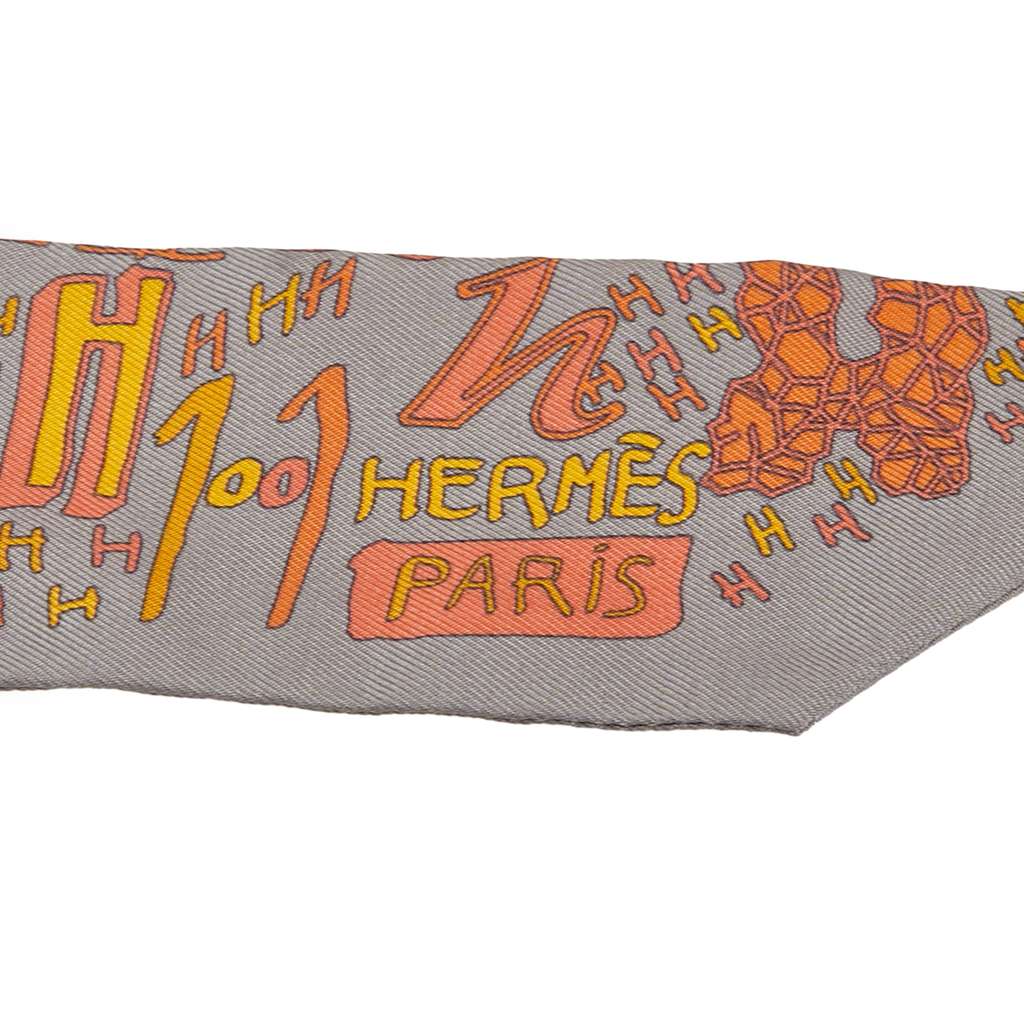 Hermès 1001 H Silk Twilly Scarf - Back view
