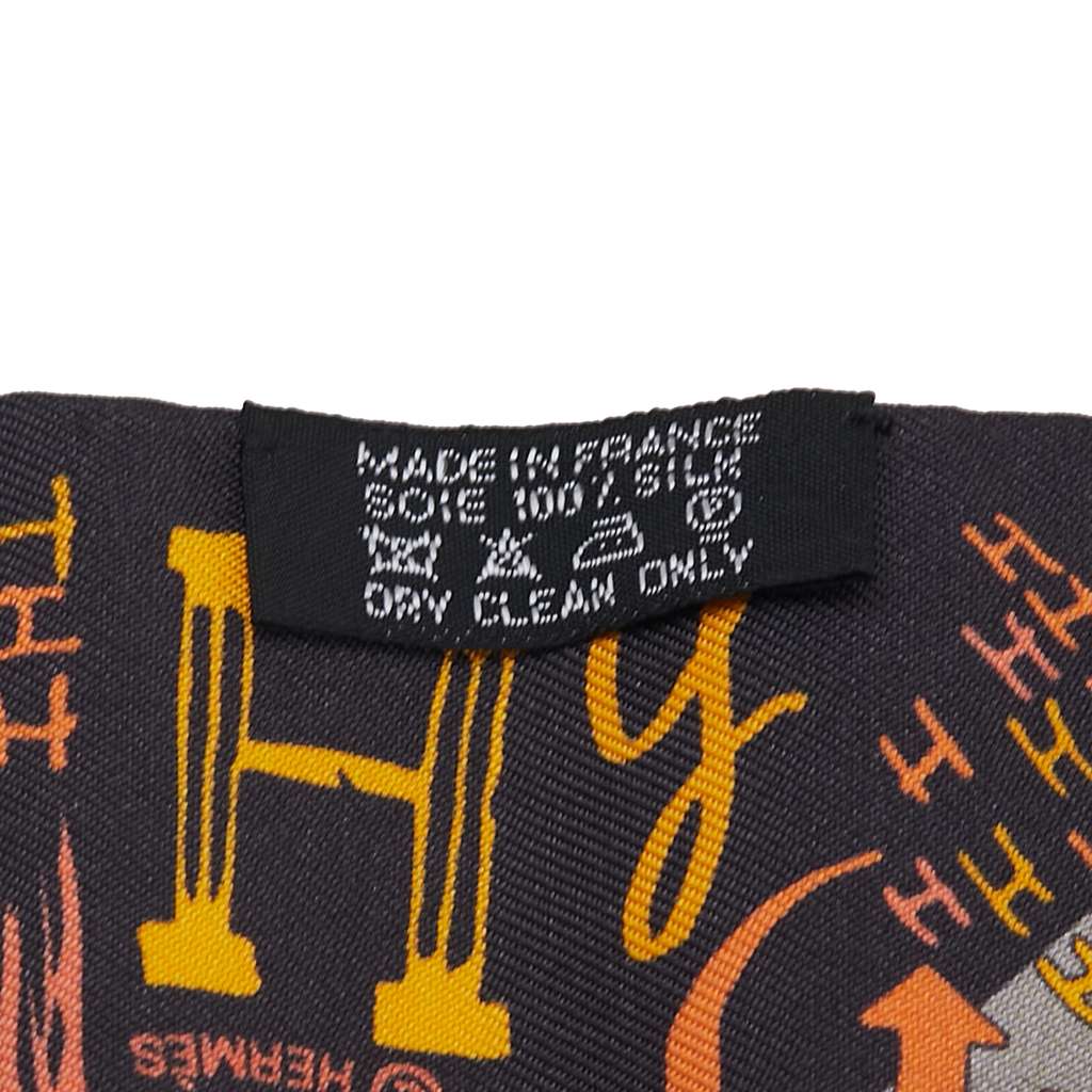 Hermès 1001 H Silk Twilly Scarf - 4
