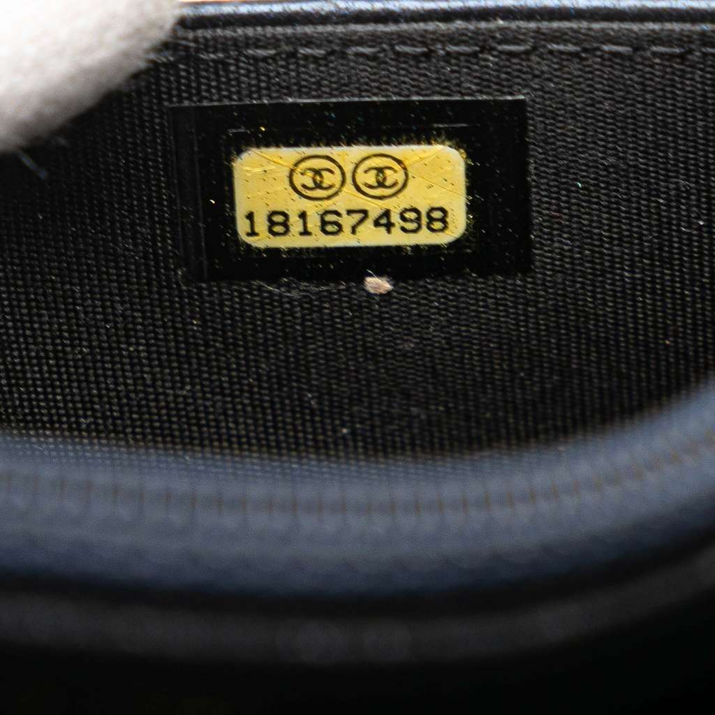 Chanel Calfskin Double Stitch Boy Wallet On Chain - Detail 1