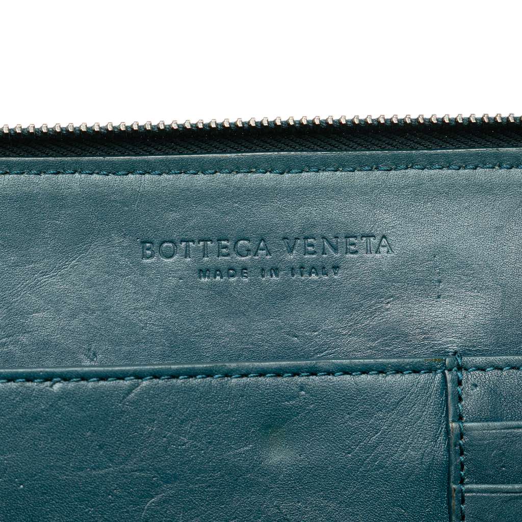 Bottega Veneta Nappa Intrecciato Clutch - Side view