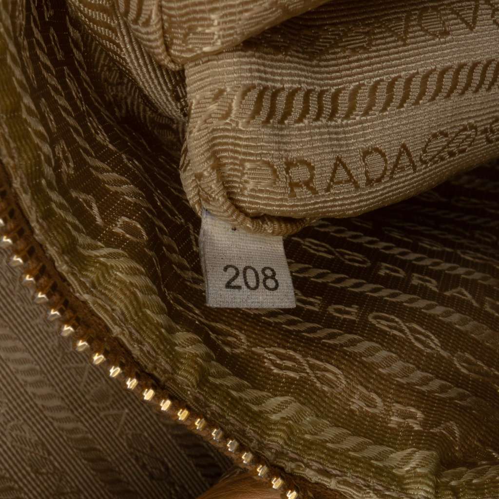 Prada Vitello Daino Open Convertible Tote - Detail 1