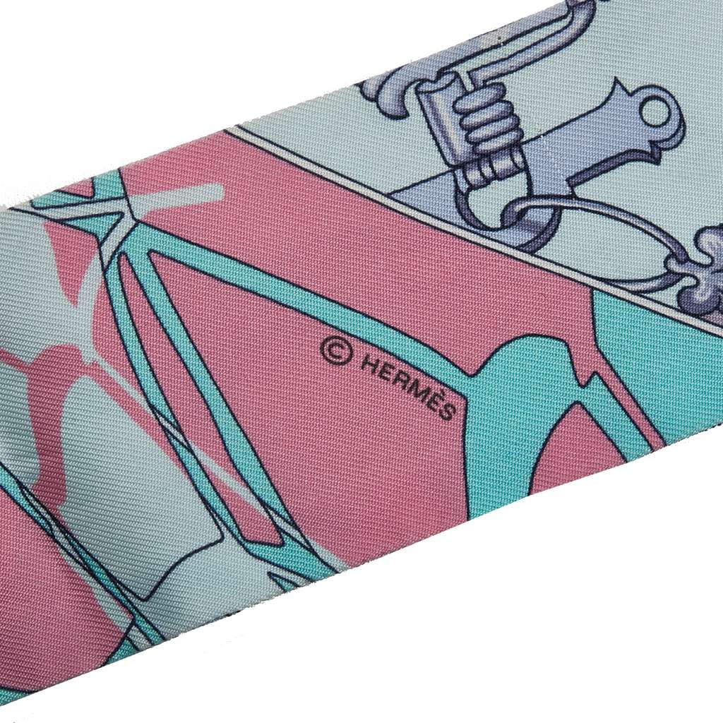 Hermès Caleche Mors Et Bouteilles Silk Twilly Scarf - 4