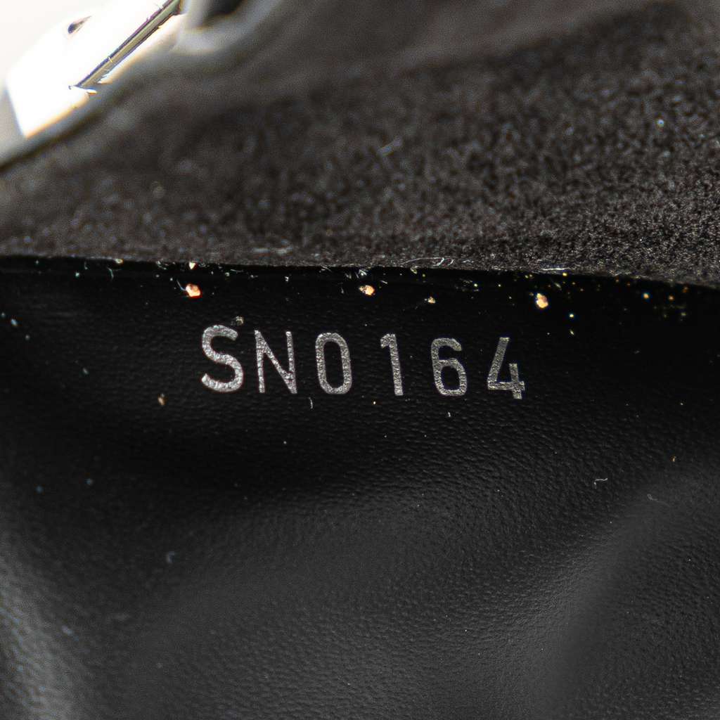 Louis Vuitton Epi Sevigne Clutch - Detail 1