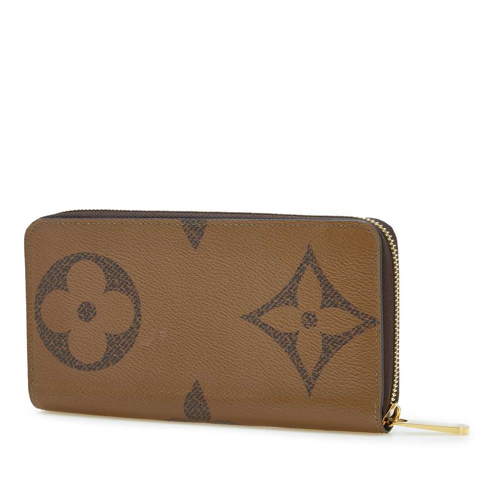 Louis Vuitton Monogram Giant Reverse Zippy Wallet - Back view