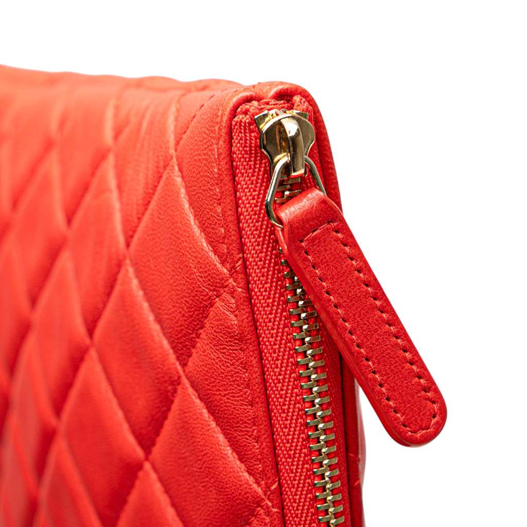 Chanel Large Quilted Lambskin O Case Clutch - Image 10