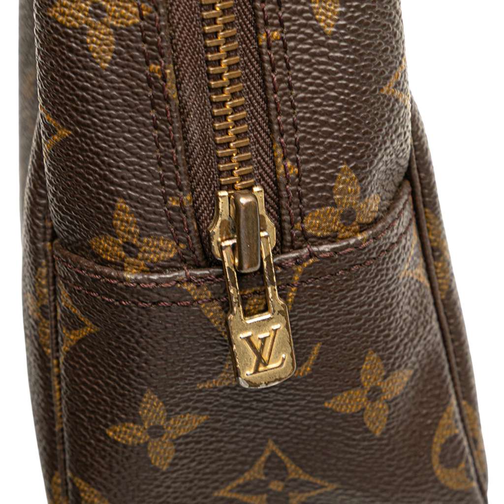 Louis Vuitton Monogram Trousse Toilette 28 - Detail 2