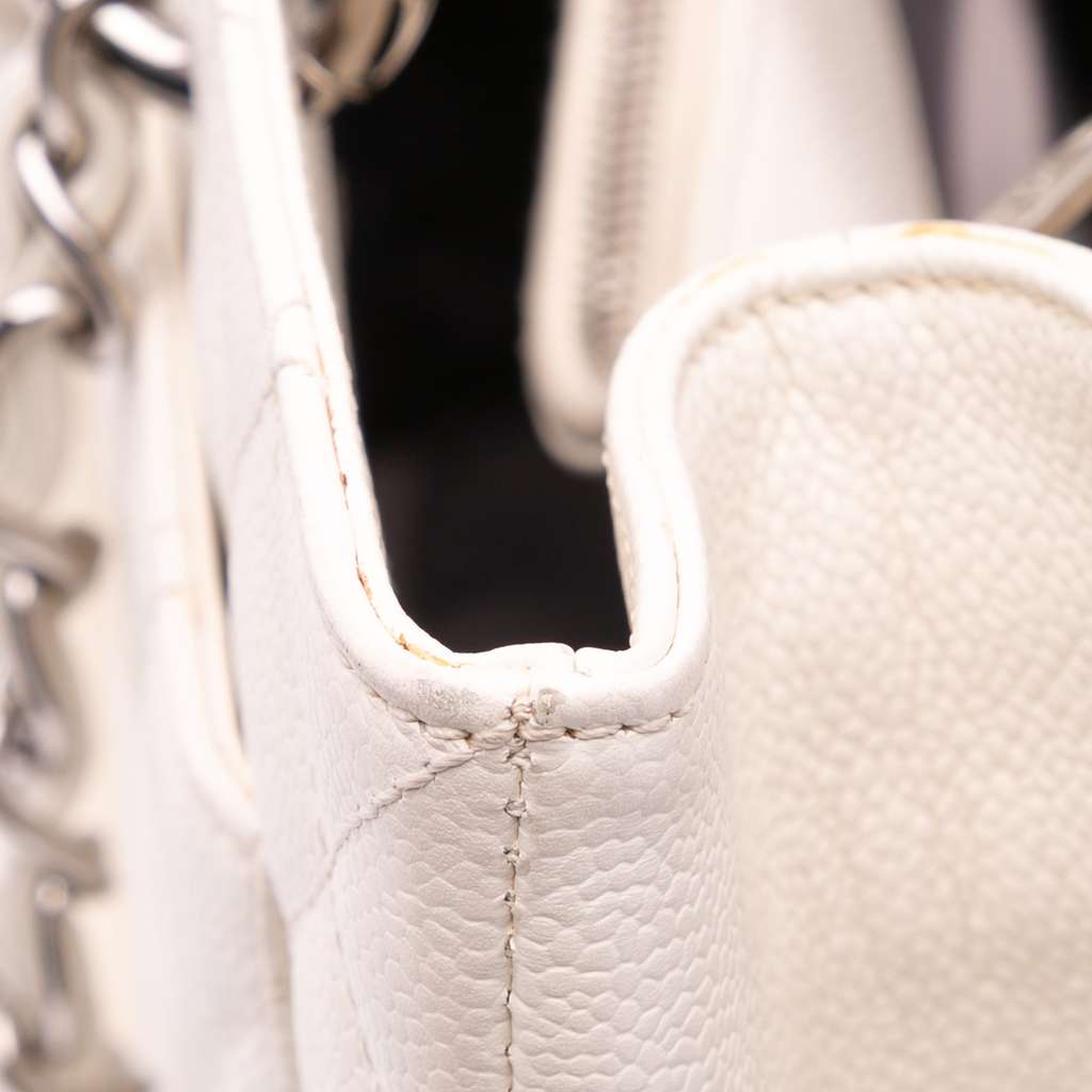 Chanel Caviar Grand Shopping Tote XL - Detail 2