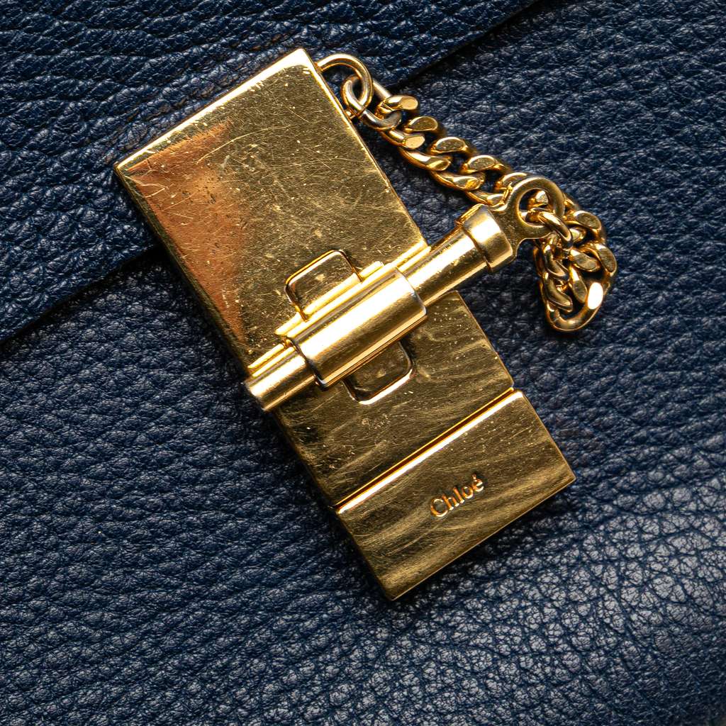 Chloé Small Leather Drew Crossbody - Detail 2