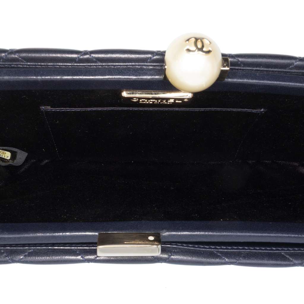 Chanel CC Quilted Lambskin Pearl Evening Baguette Clutch - 4