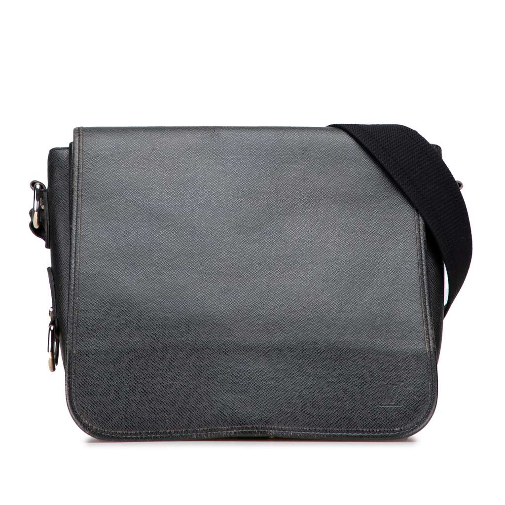 Louis Vuitton Taiga Andrei