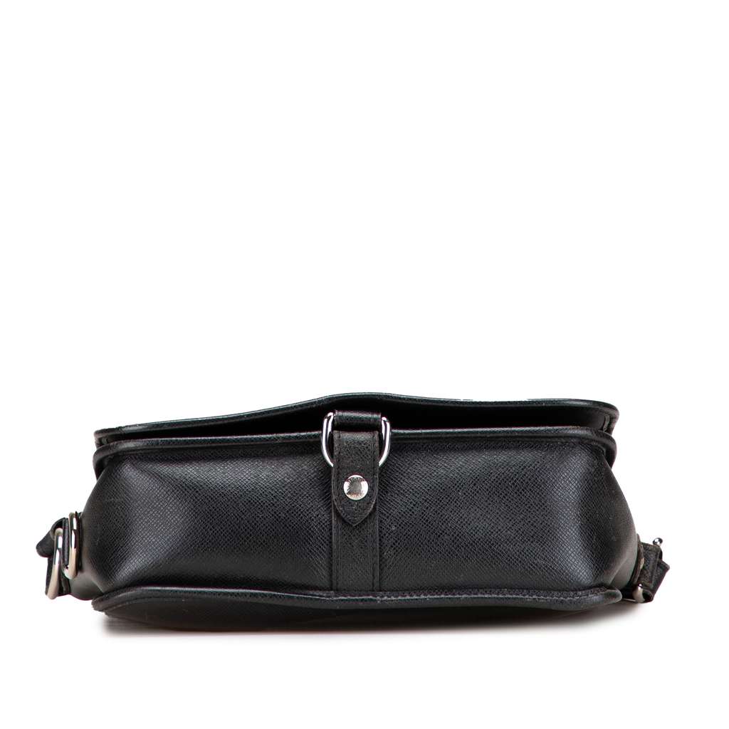 Louis Vuitton Taiga Andrei - Image 6