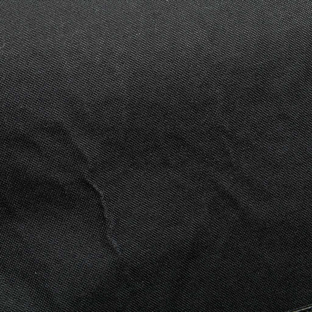 Louis Vuitton Taiga Andrei - Detail 2