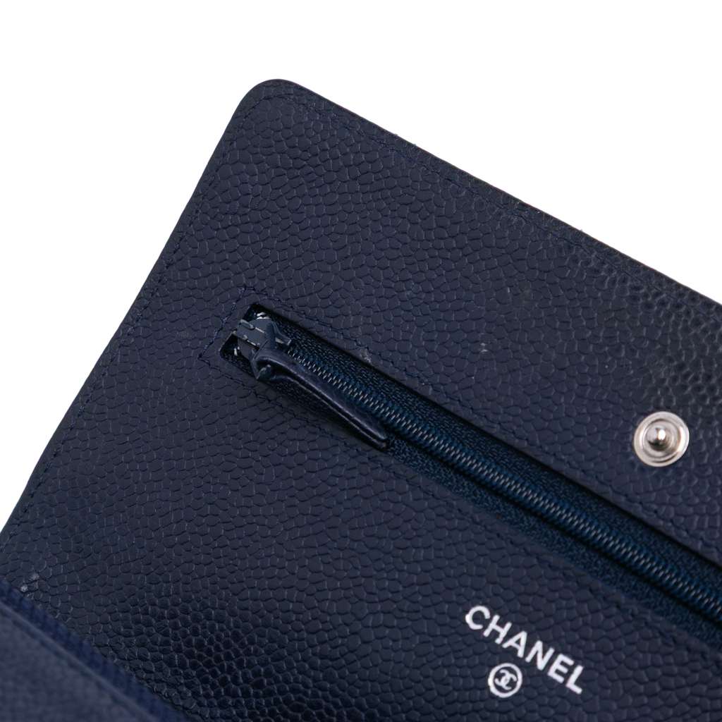 Chanel CC Quilted Caviar Wallet on Chain - Detail 2