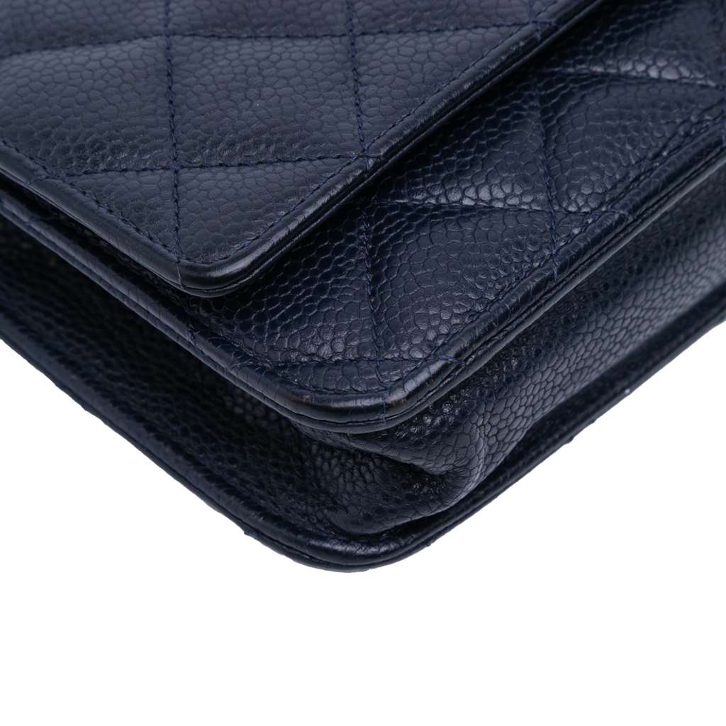 Chanel CC Quilted Caviar Wallet on Chain - Image 11